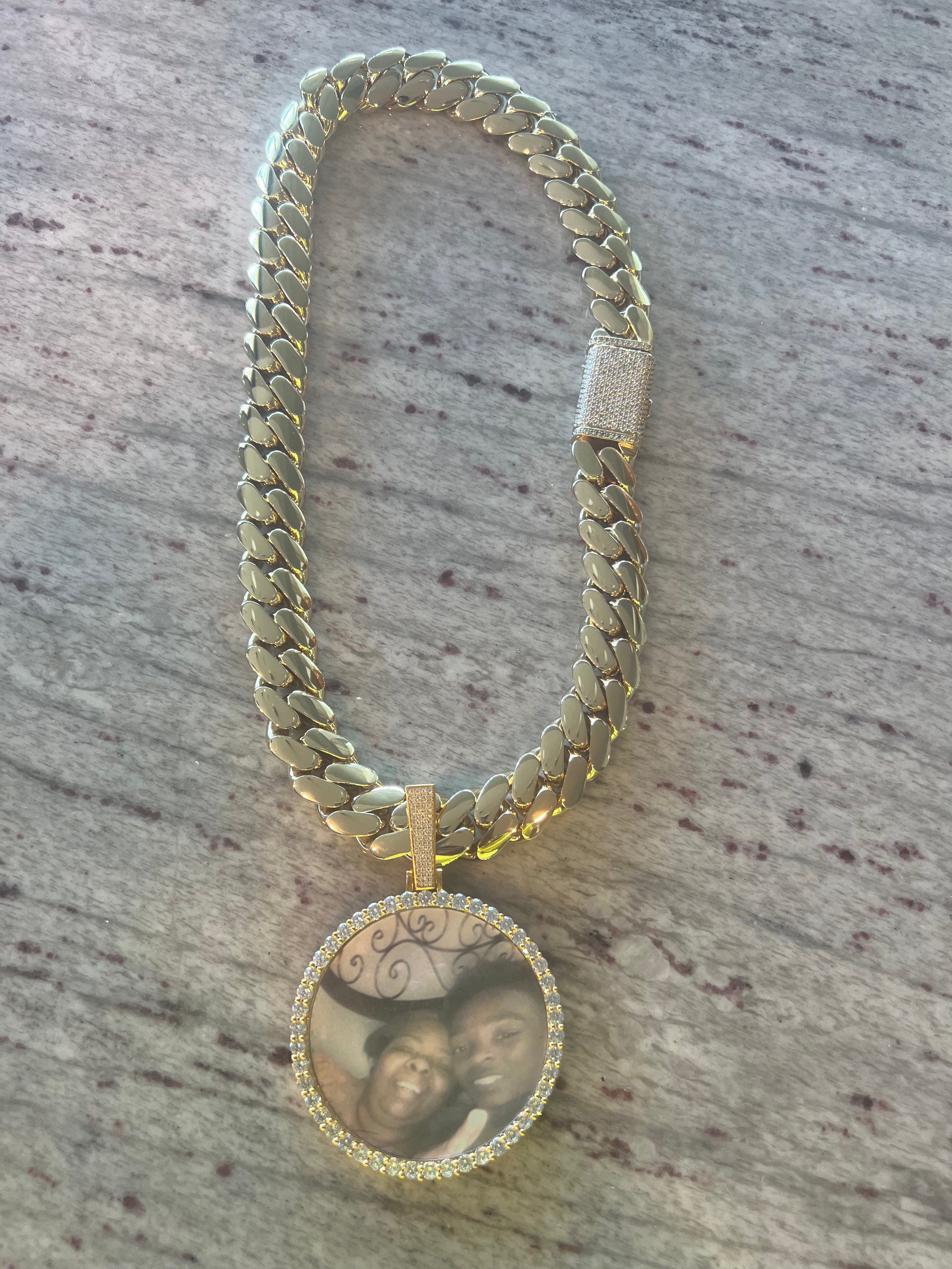 Large Picture Memorial Pendant