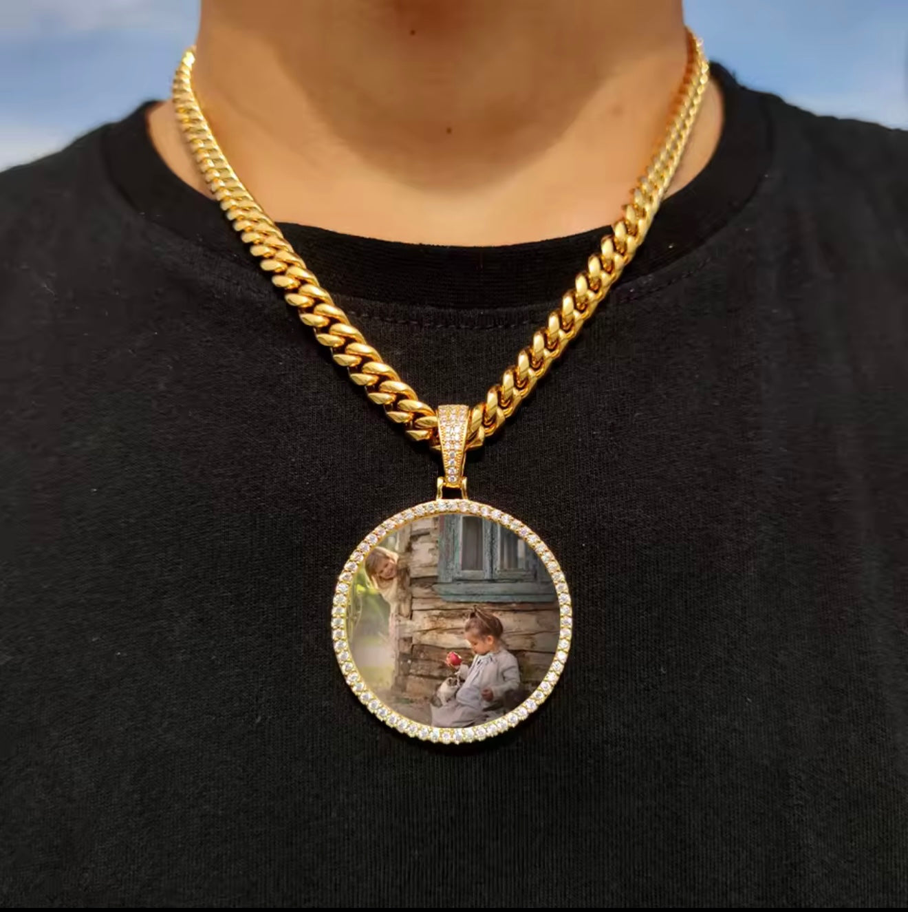 Medium Picture Memorial Pendant