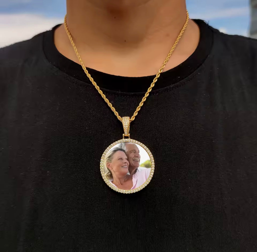 Medium Picture Memorial Pendant