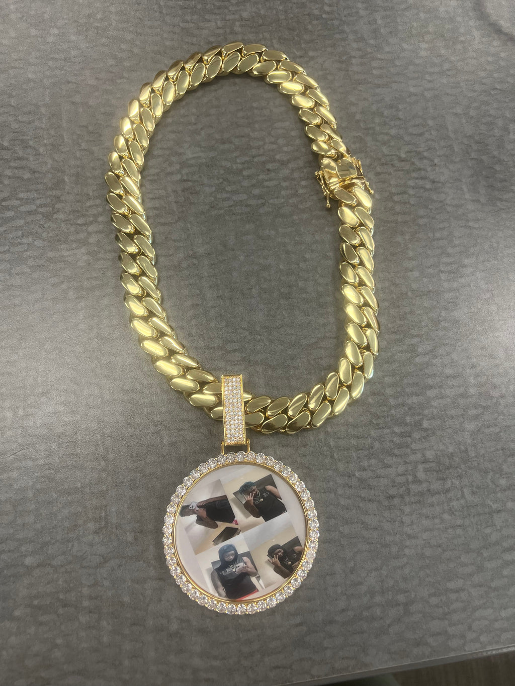 Large Picture Memorial Pendant