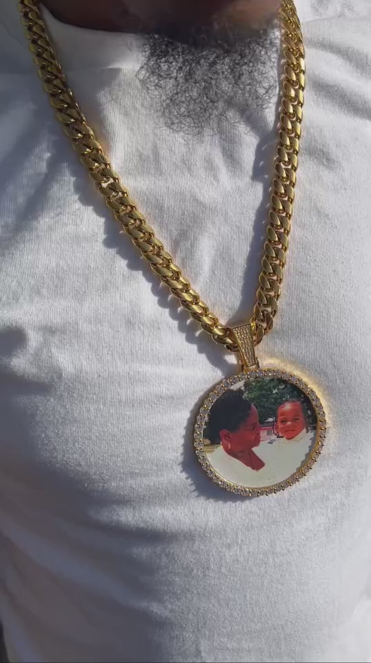 Large Picture Memorial Pendant